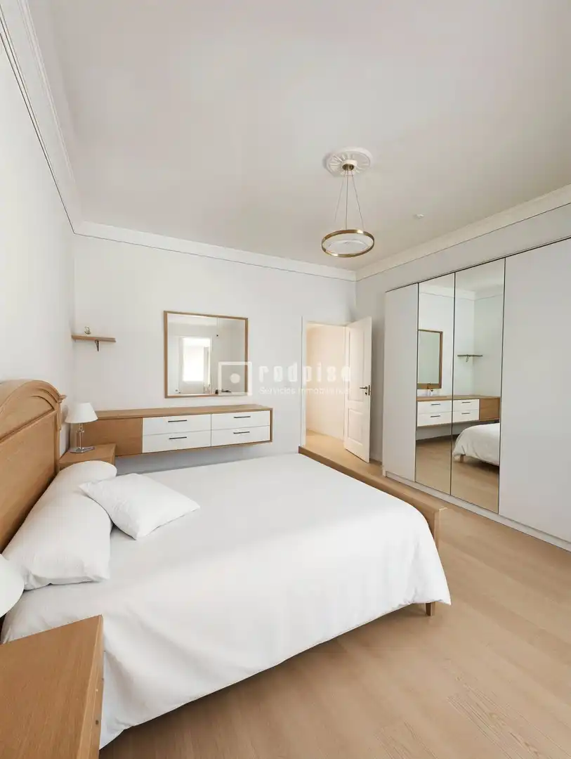 Habitación de Casa o chalet en venta en Mairena del Aljarafe con Aire acondicionado, Trastero y Alarma