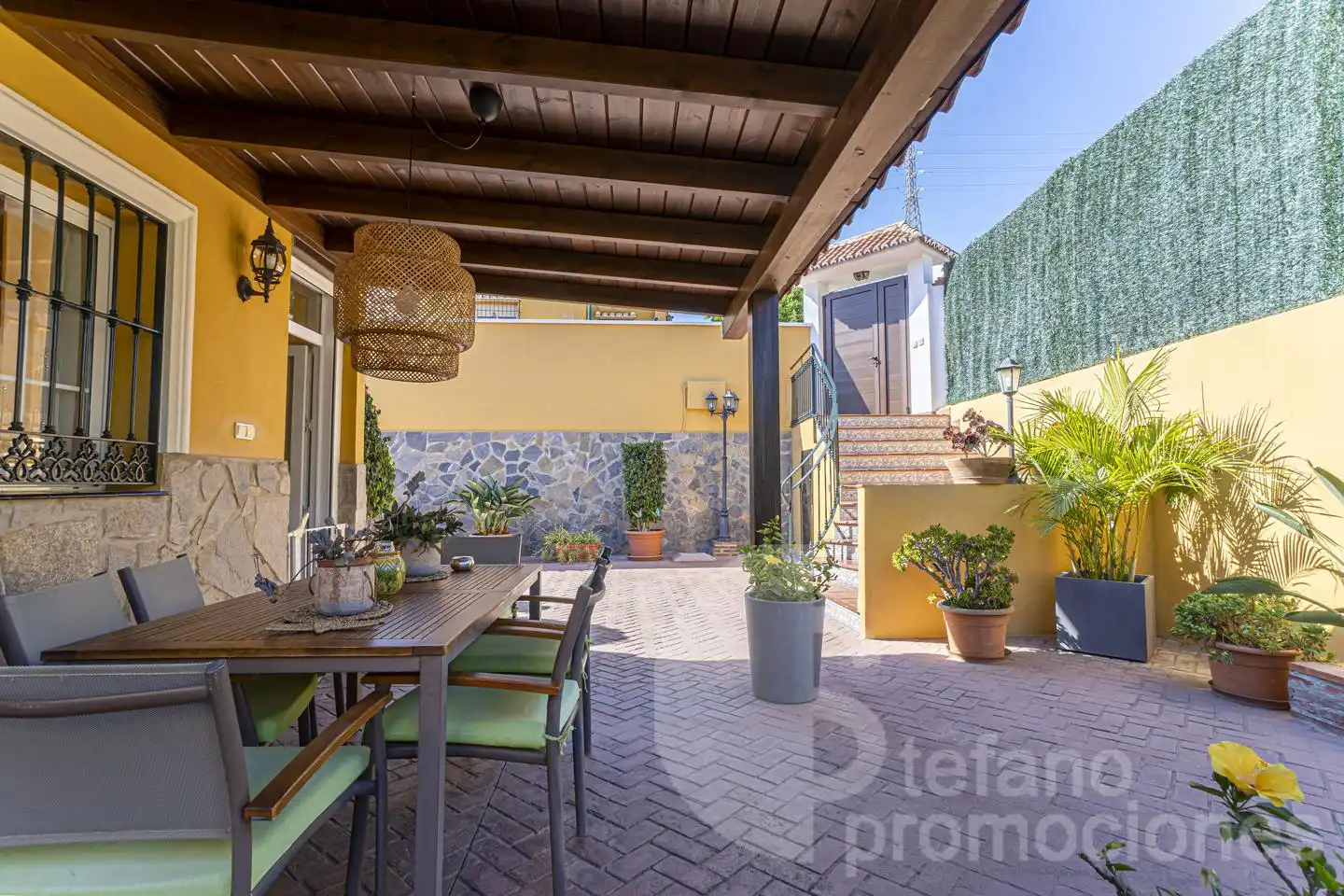 Terrassa de Casa o xalet en venda en Málaga amb Aire condicionat, Jardí privat i Terrassa
