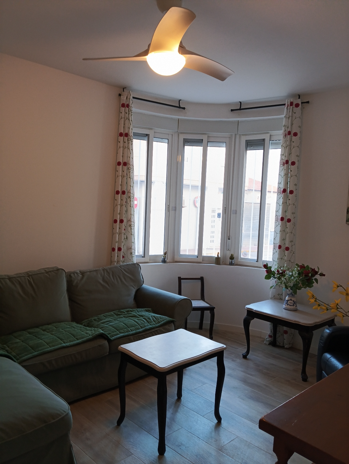 Sala d'estar de Apartament en venda en Santa Pola amb Aire condicionat, Calefacció i Terrassa