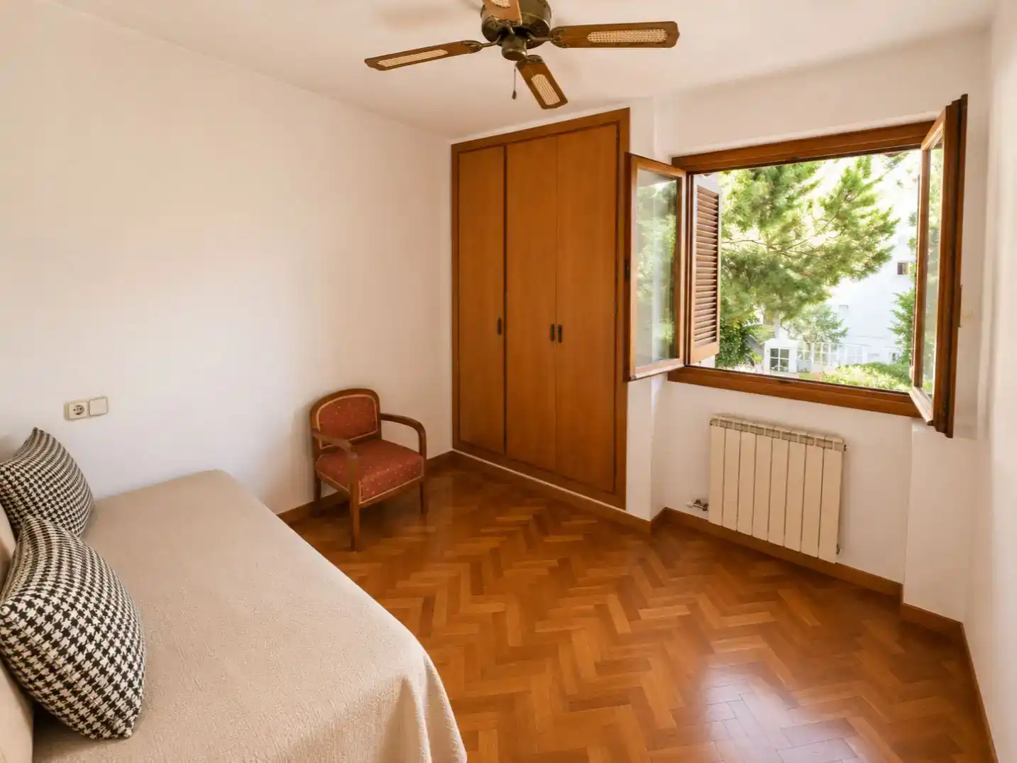 Habitación de Casa adosada en venta en  Palma de Mallorca con Aire acondicionado, Terraza y Piscina