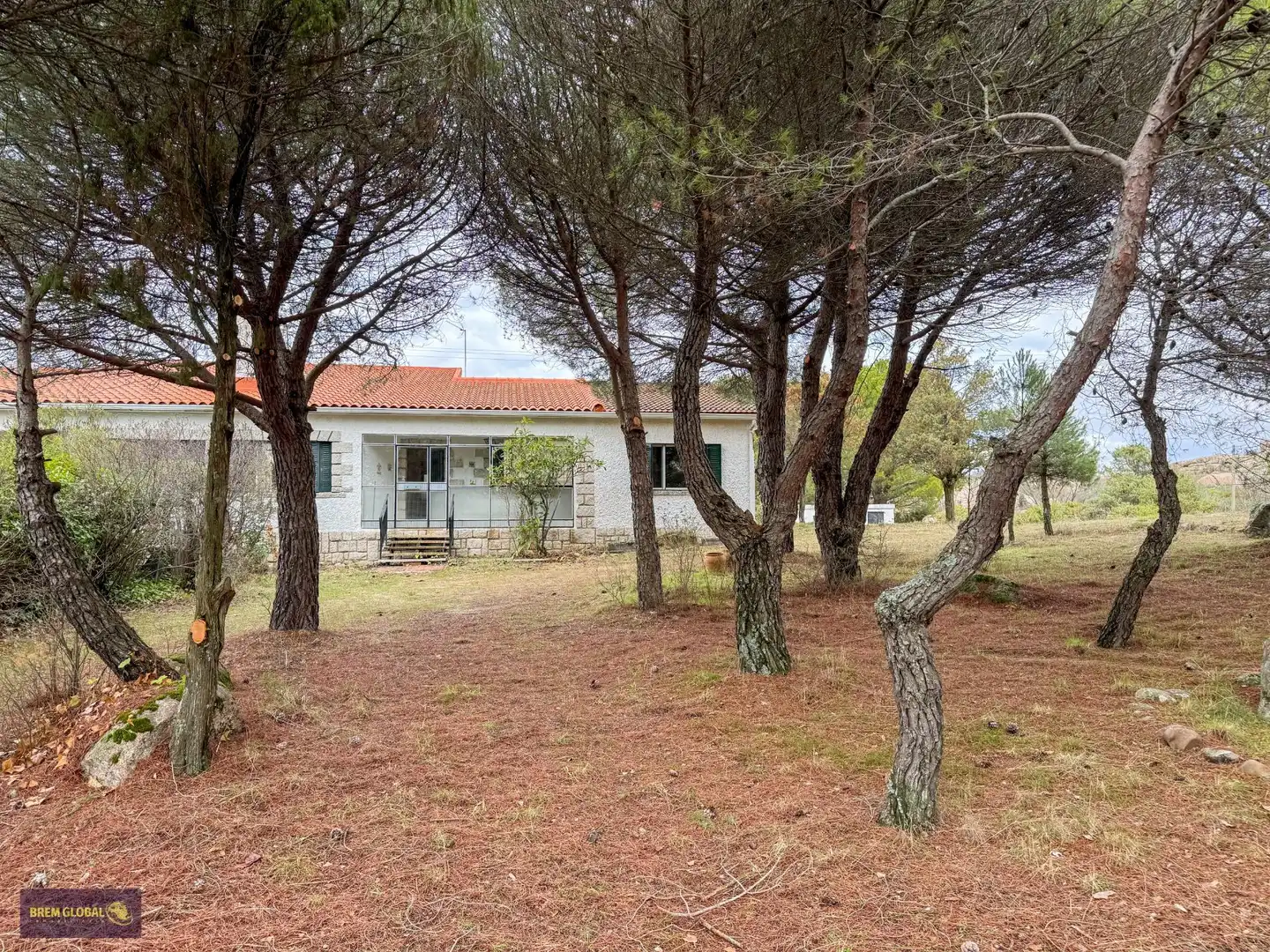 Casa adosada en venta en El Berrueco con Jardín privado, Trastero y Amueblado
