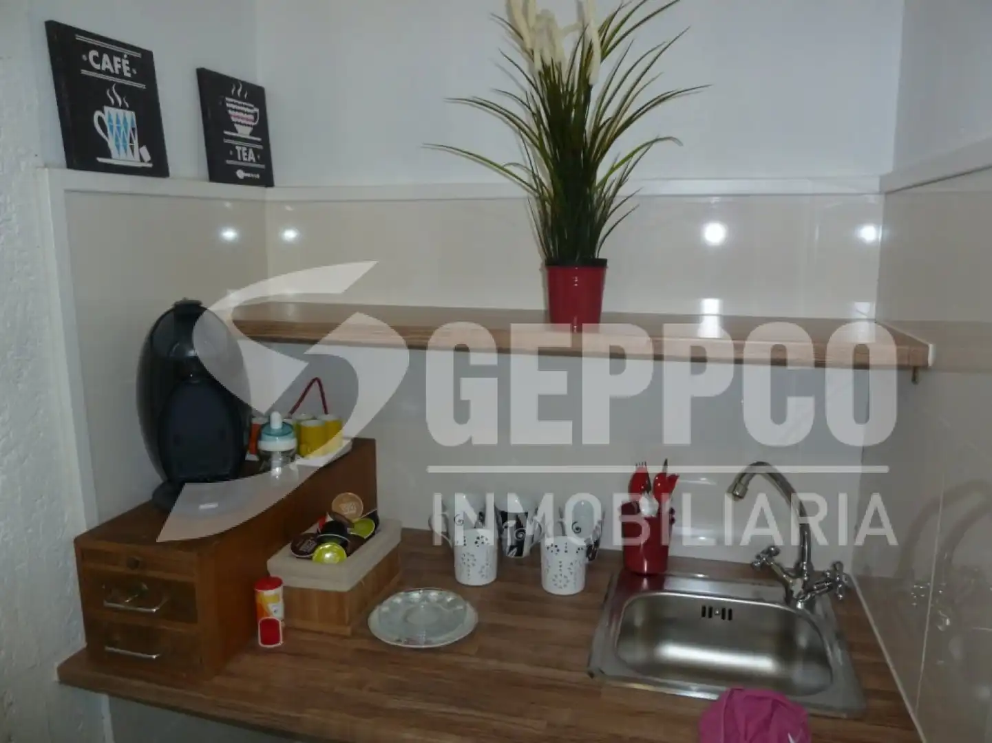 Cuina de Oficina de lloguer en Madrid amb Internet