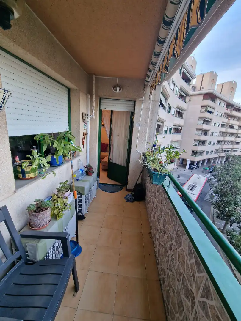 Piso con terraza en venta en Can Cuiàs, imagen 4