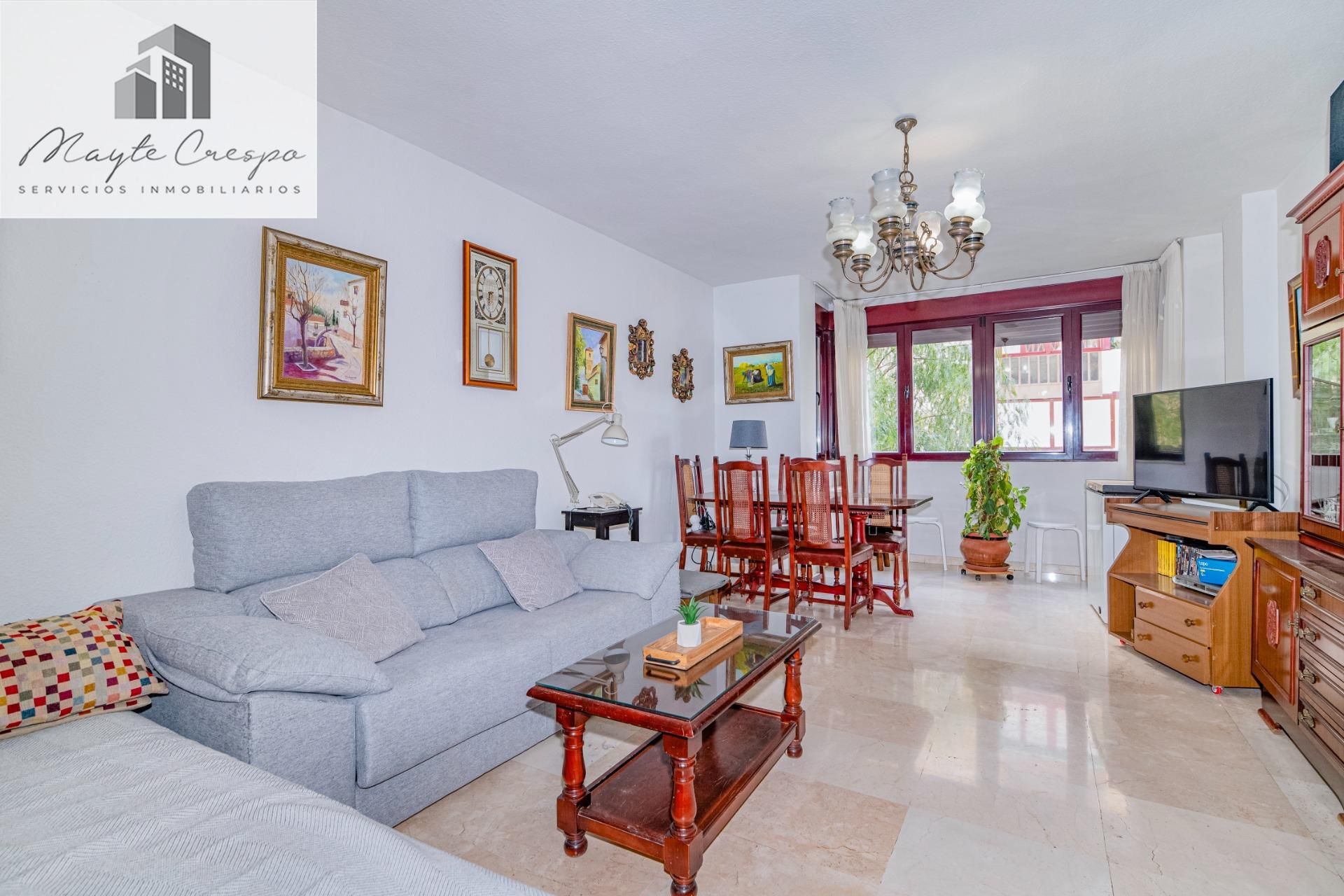 Living room of Flat for sale in  Granada Capital  with Heating