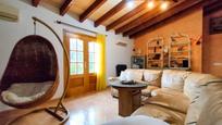 Sala d'estar de Finca rústica en venda en Inca amb Aire condicionat, Jardí privat i Terrassa