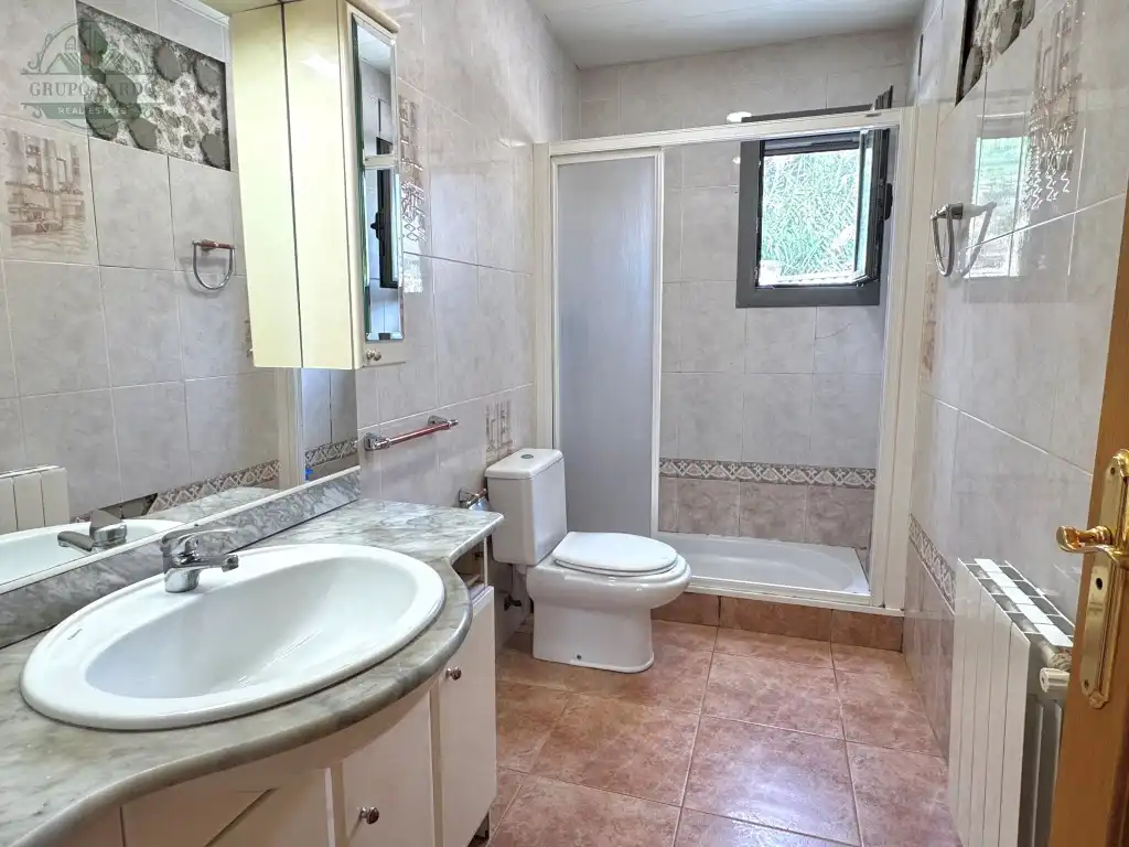 Bathroom of Houses for sale in Albinyana, Tarragona