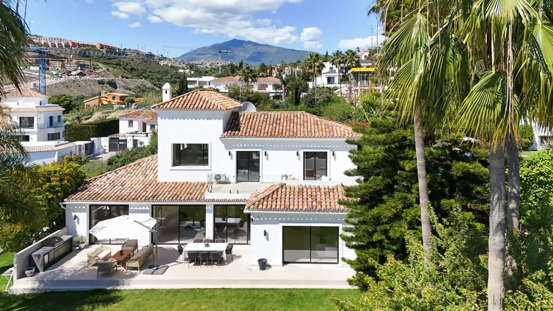 Vista exterior de Casa o chalet en venta en Benahavís con Terraza