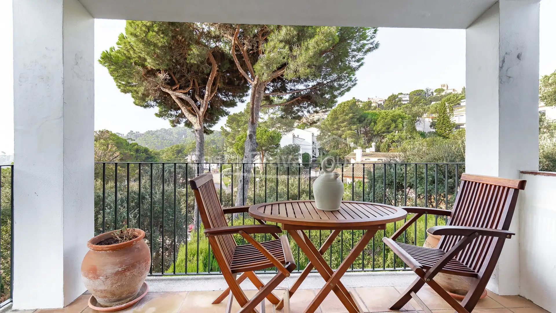 Terrasse von Einfamilien-Reihenhaus zum Verkauf in Palafrugell mit Klimaanlage, Heizung und Privatgarten