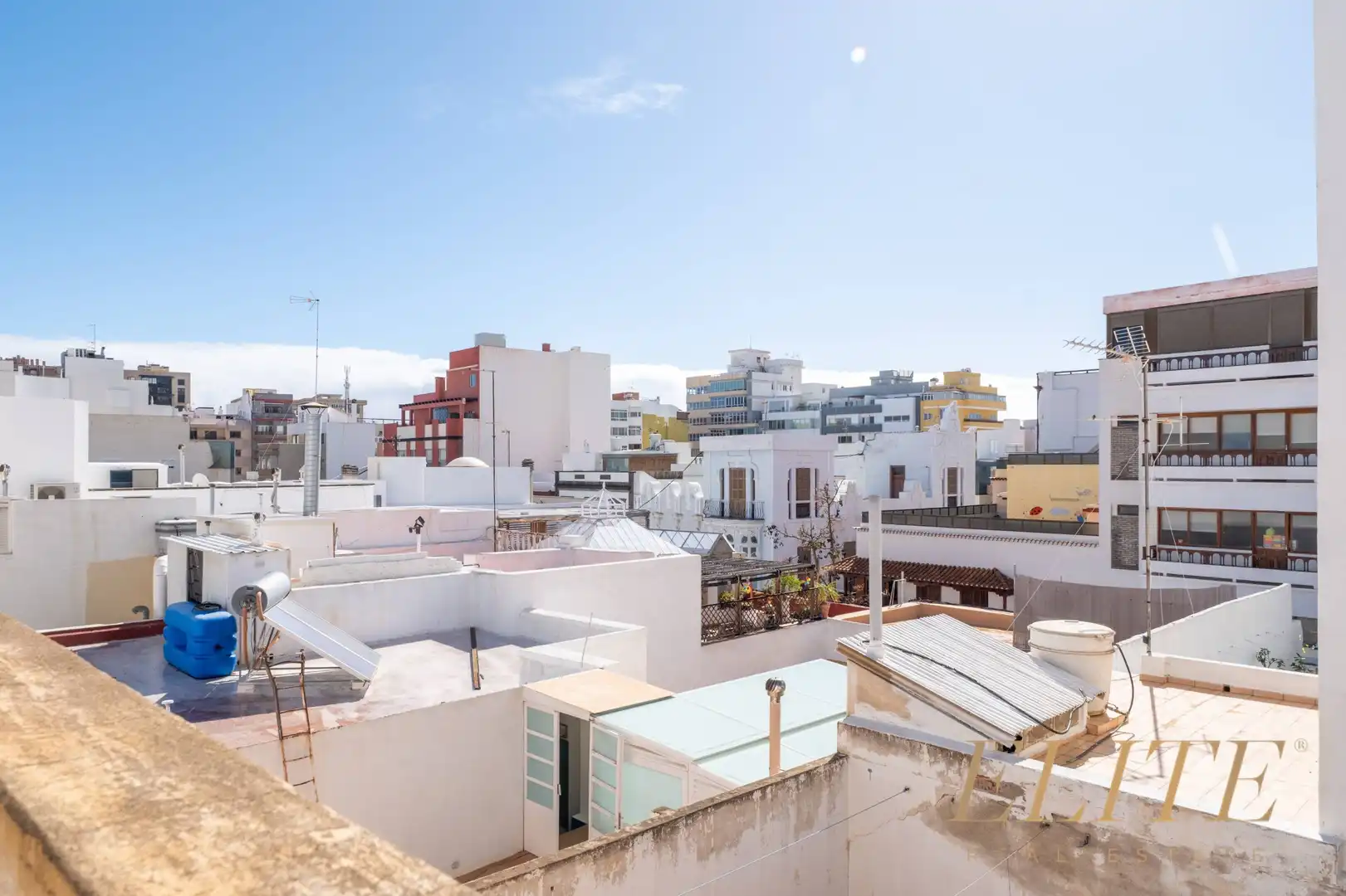 Exterior view of Buildings for sale in Las Palmas de Gran Canaria