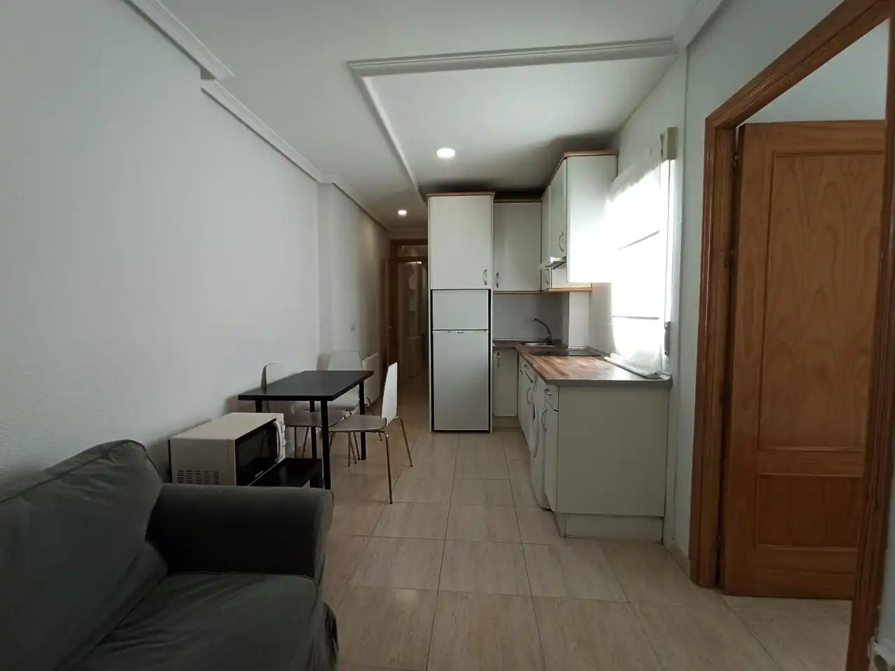 Cocina de Apartamento de alquiler en Madrid con Calefacción, Amueblado y Se aceptan mascotas