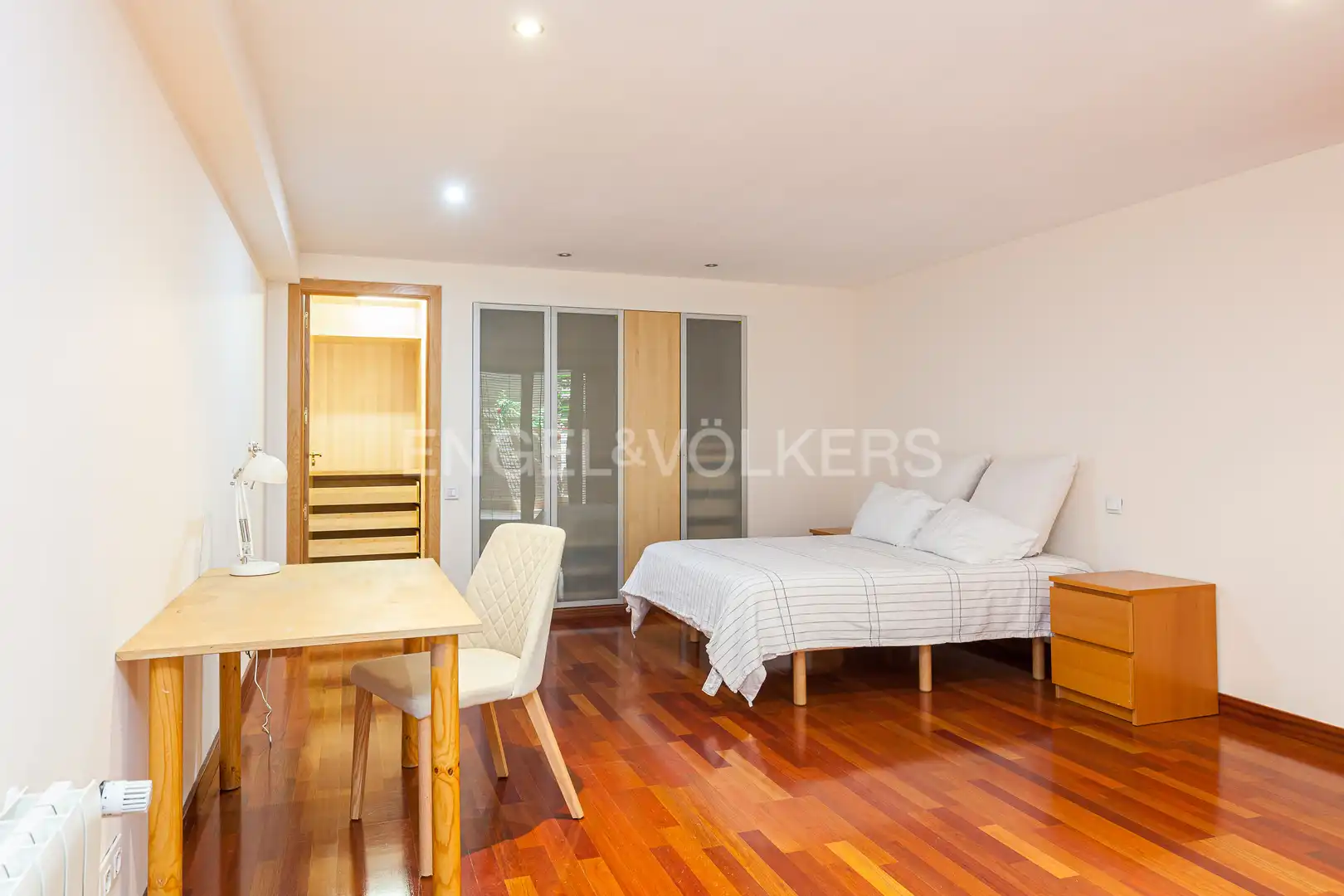 Habitación de Casa o chalet de alquiler en Pozuelo de Alarcón con Aire acondicionado, Calefacción y Jardín privado