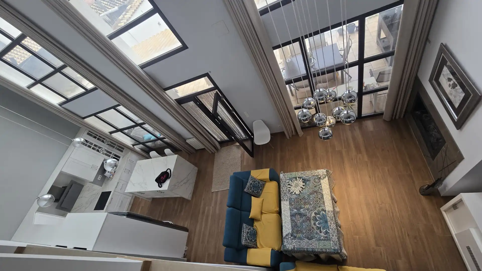 Sala d'estar de Casa adosada en venda en Úbeda amb Aire condicionat, Calefacció i Jardí privat