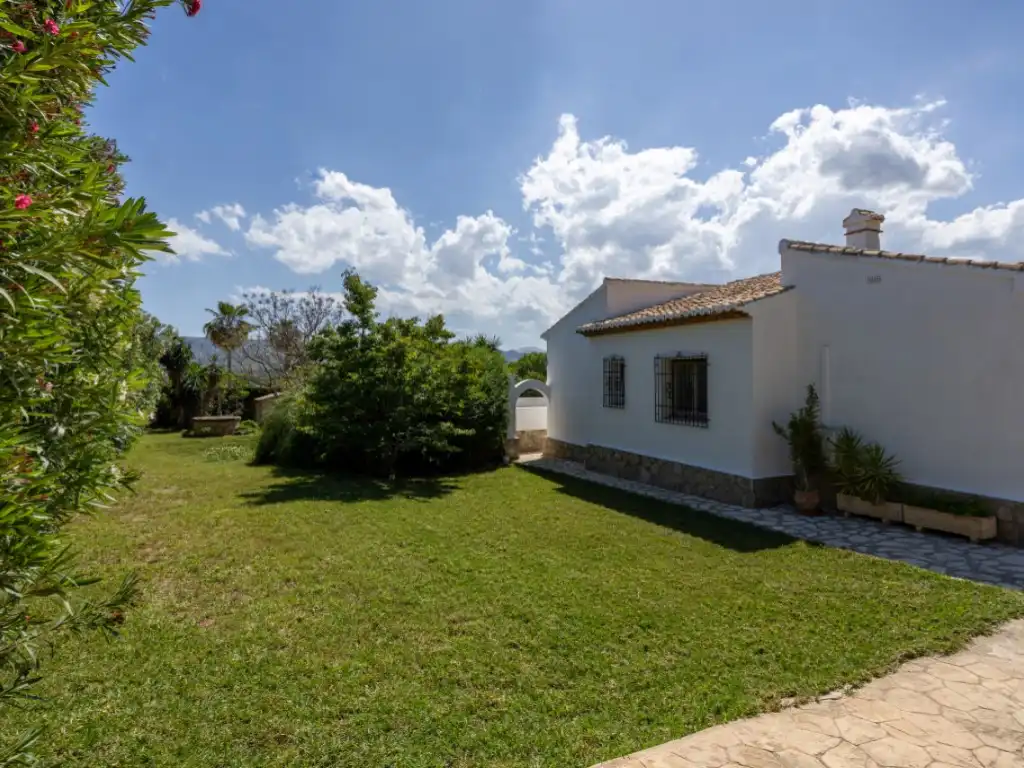 Garden of Houses for sale in Jávea / Xàbia  with Air Conditioner, Heating and Swimming Pool
