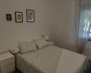 Bedroom of Apartment to share in  Zaragoza Capital  with Furnished, Oven and Internet