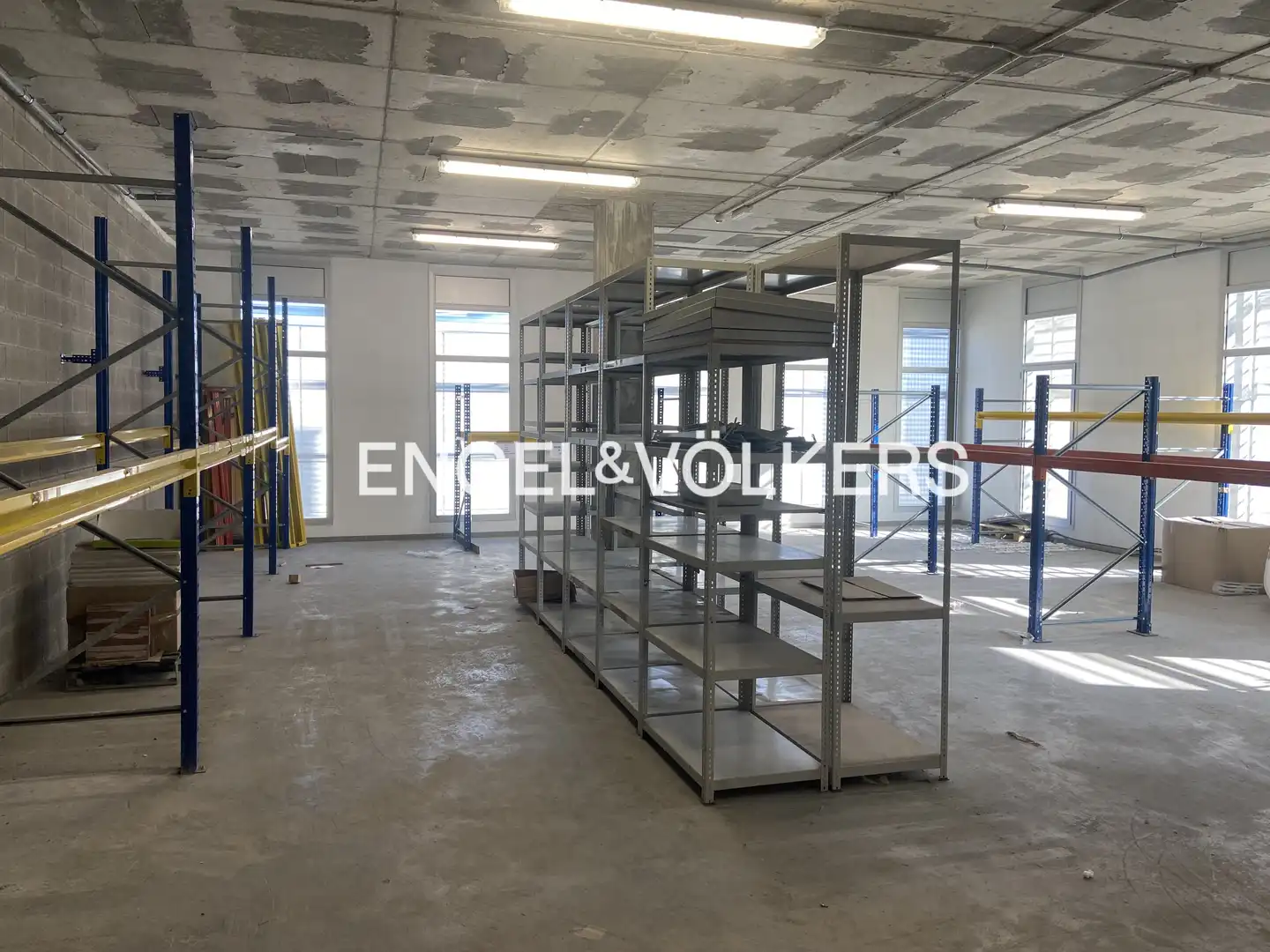 Nau industrial en venda en L'Hospitalet de Llobregat