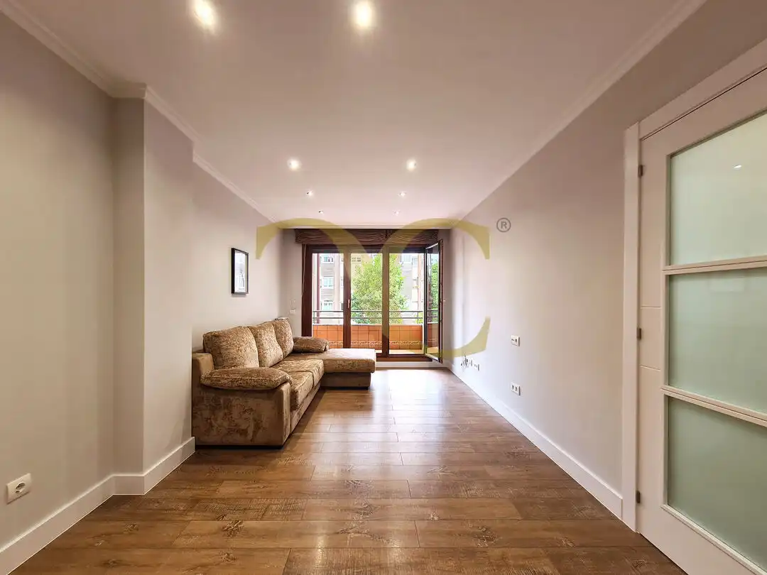Sala de estar de Piso en venta en Gijón  con Calefacción, Jardín privado y Terraza