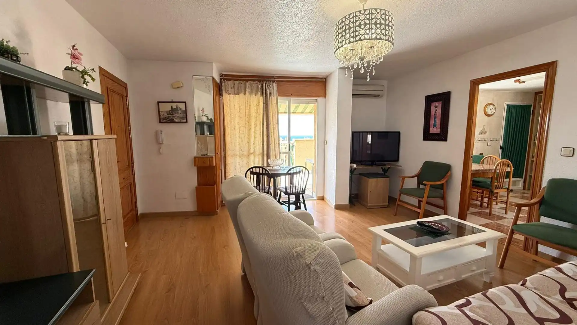 Sala de estar de Piso de alquiler en Águilas con Aire acondicionado, Terraza y Trastero
