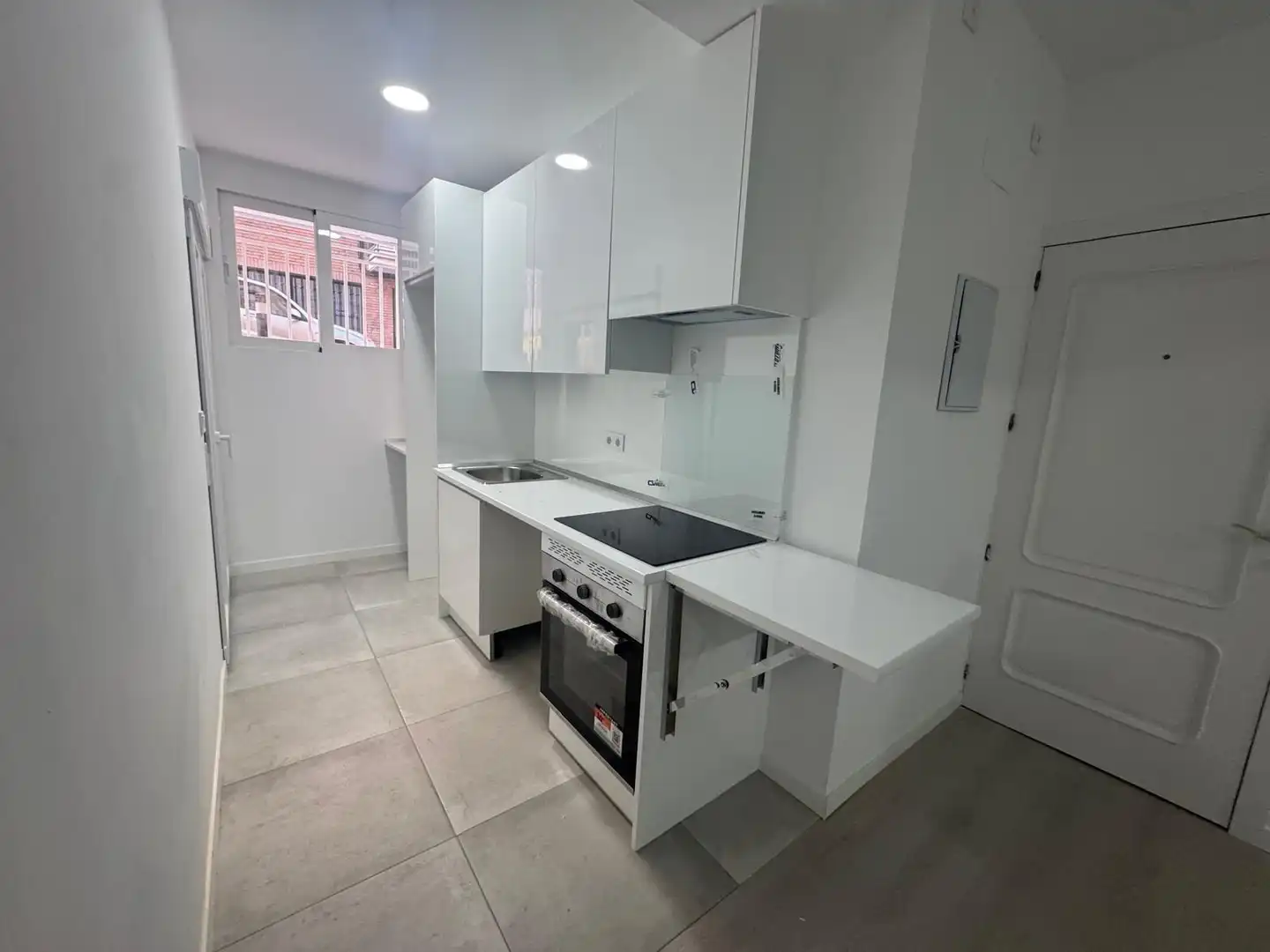Kitchen of Flat for sale in  Madrid Capital  with Air Conditioner, Heating and Terrace