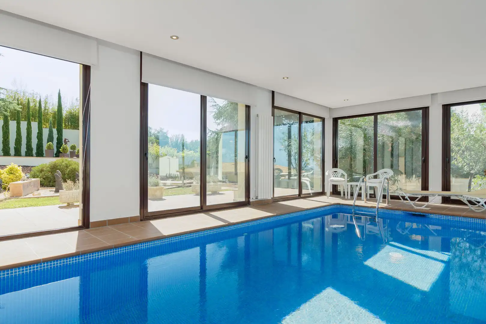 Piscina de Casa o chalet en venta en Pau con Aire acondicionado, Calefacción y Jardín privado