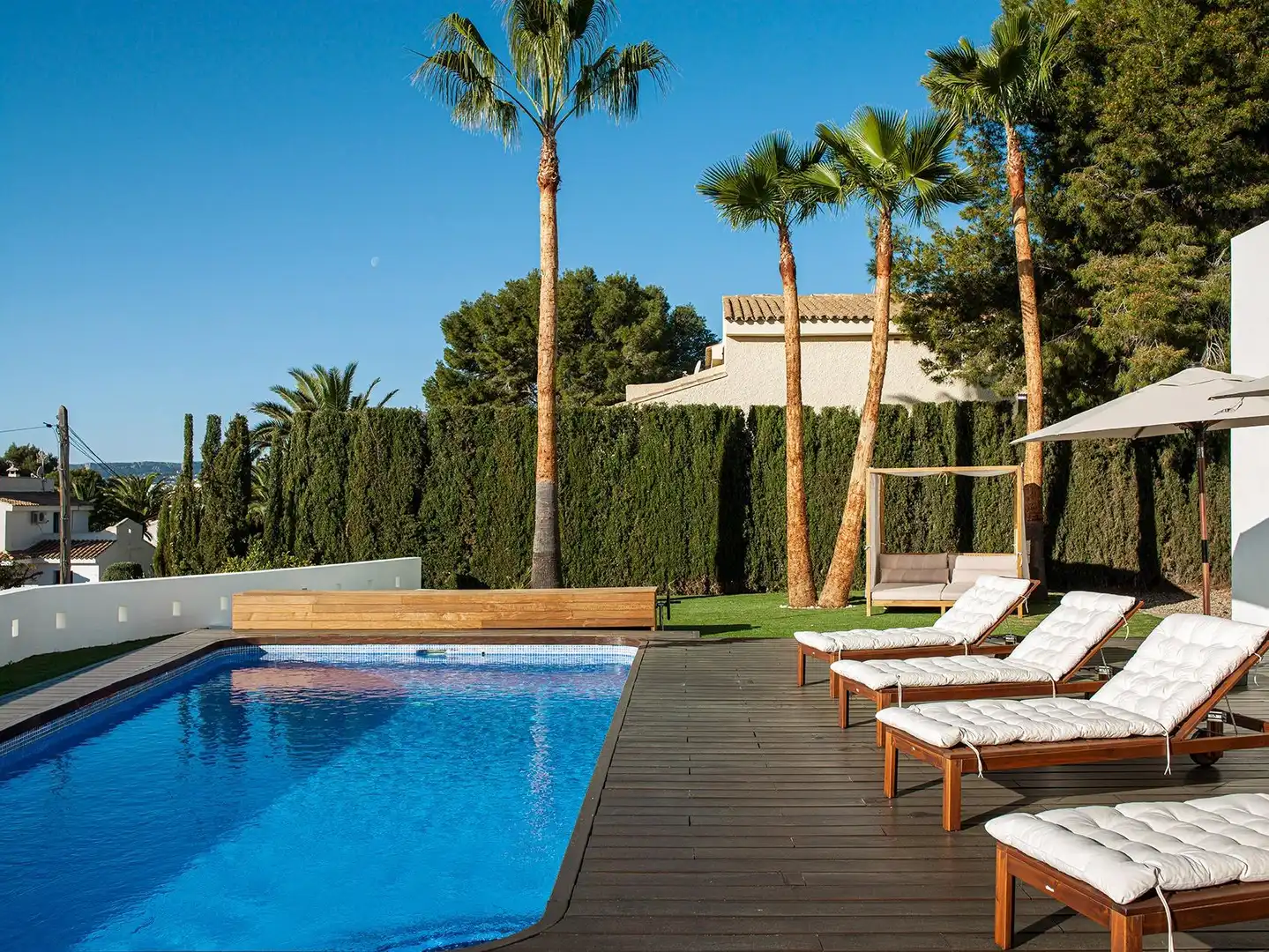 Swimming pool of Houses for sale in Calpe / Calp  with Air Conditioner, Heating and Private garden