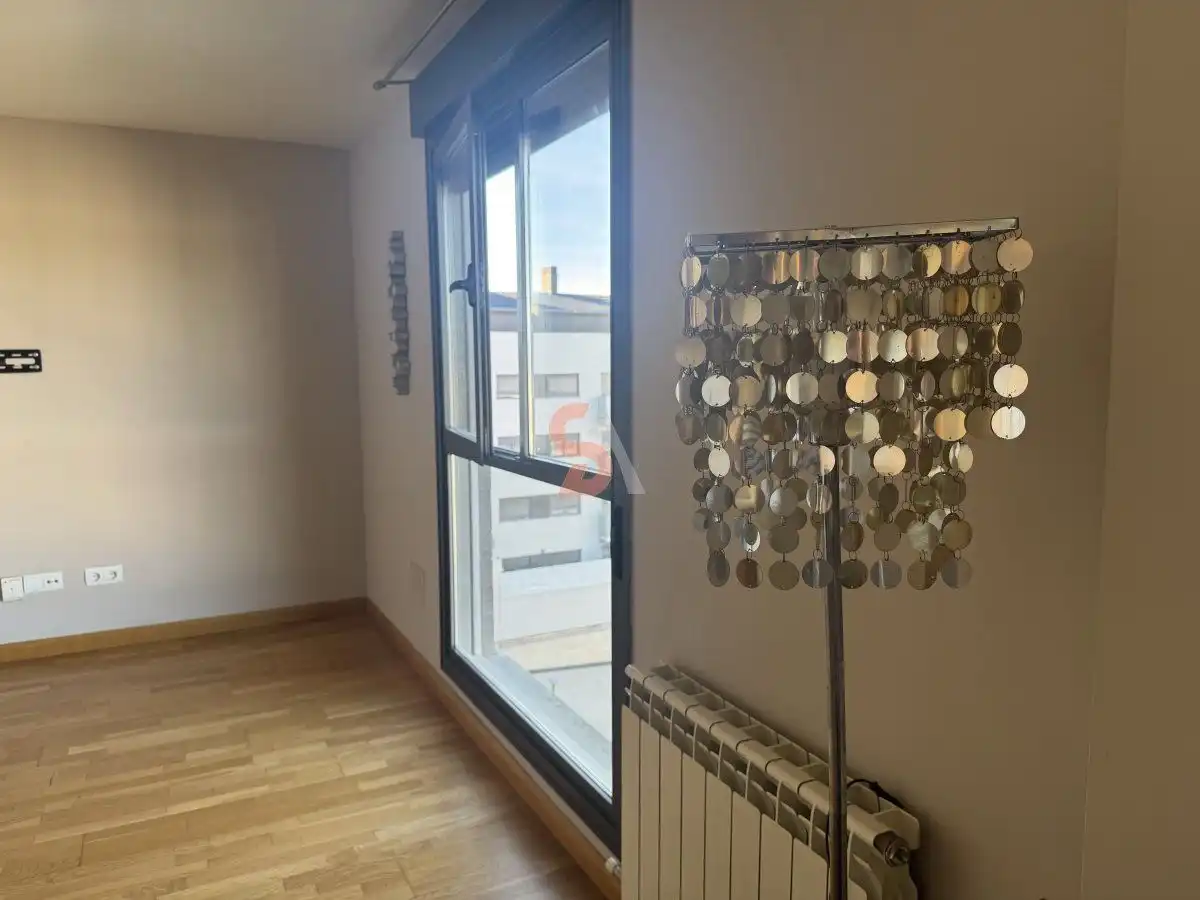 Piso de alquiler en Arroyo de la Encomienda con Aire acondicionado, Calefacción y Terraza