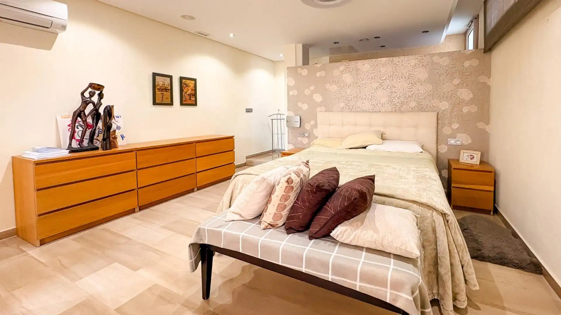 Habitación de Casa o chalet en venta en Guardamar del Segura con Calefacción, Jardín privado y Terraza