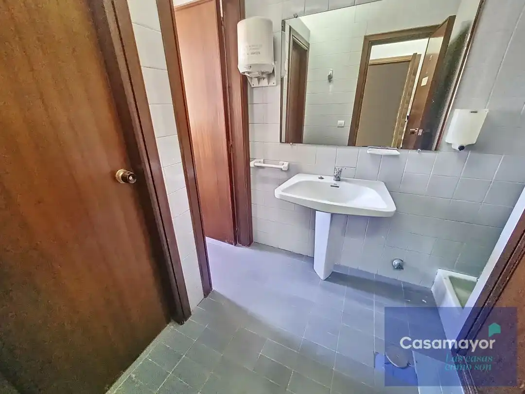 Badezimmer von Gebäude zur Miete in Alicante / Alacant