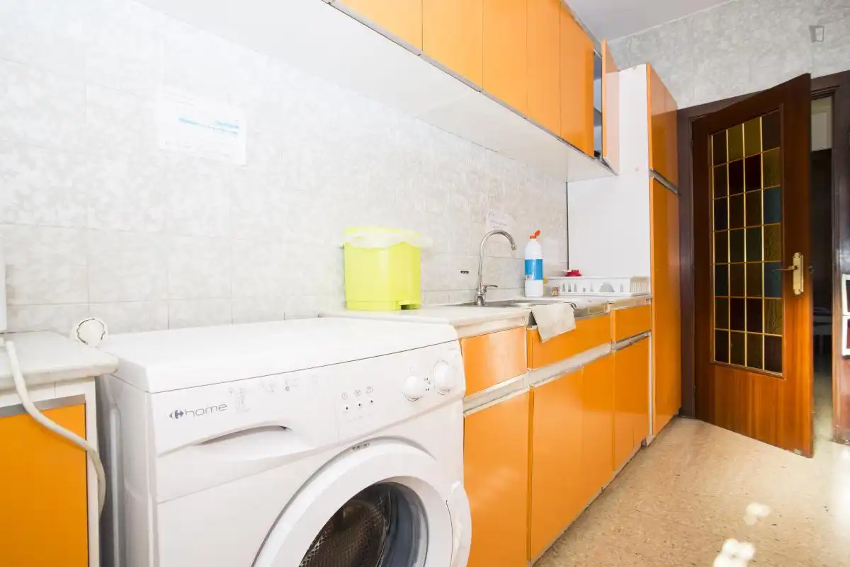 Habitació a Sant Martí de Provençals