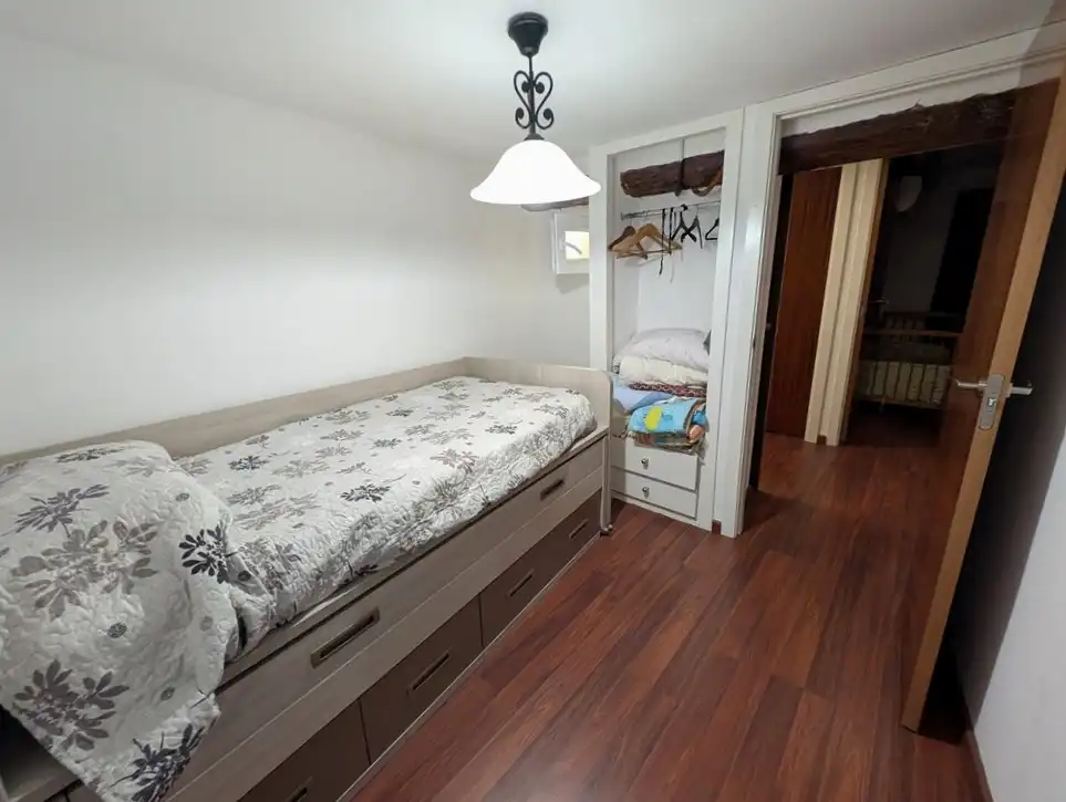 Dormitori de Casa o xalet en venda en Lledó amb Aire condicionat, Parquet i Terrassa