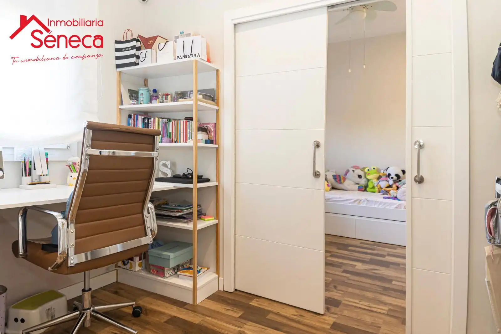 Bedroom of Flat for sale in Córdoba  with Air Conditioner, Heating and Terrace