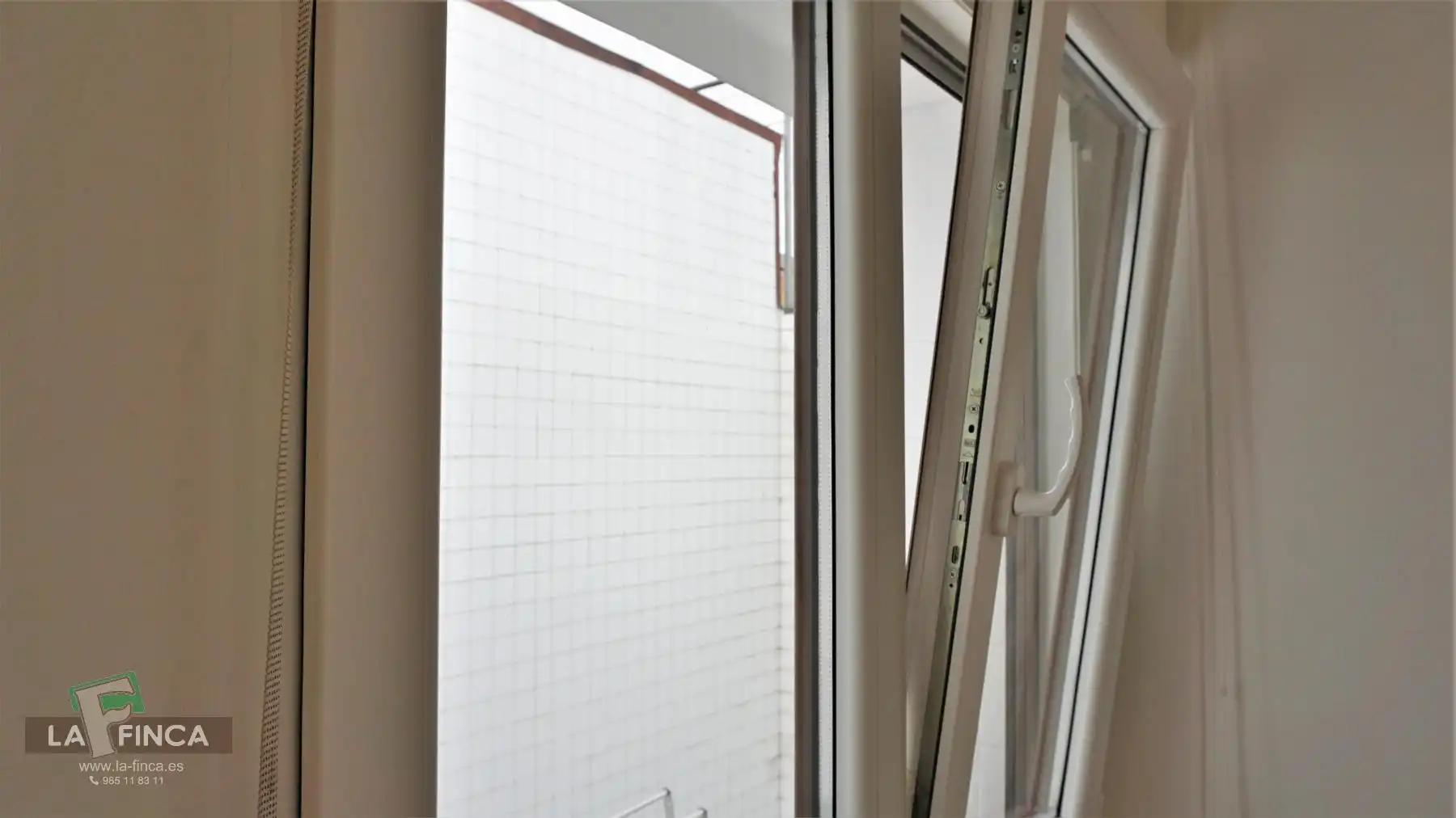 Schlafzimmer von Wohnungen zur Miete in Oviedo  mit Heizung