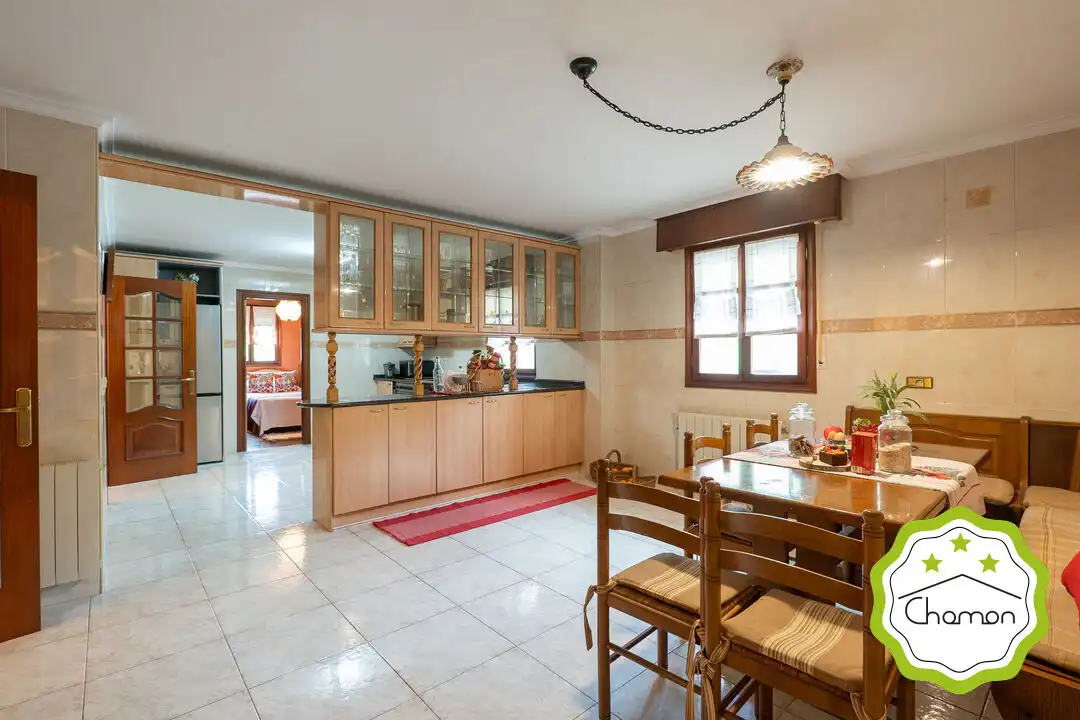 Küche von Country house zum Verkauf in Aulesti mit Heizung und Abstellraum