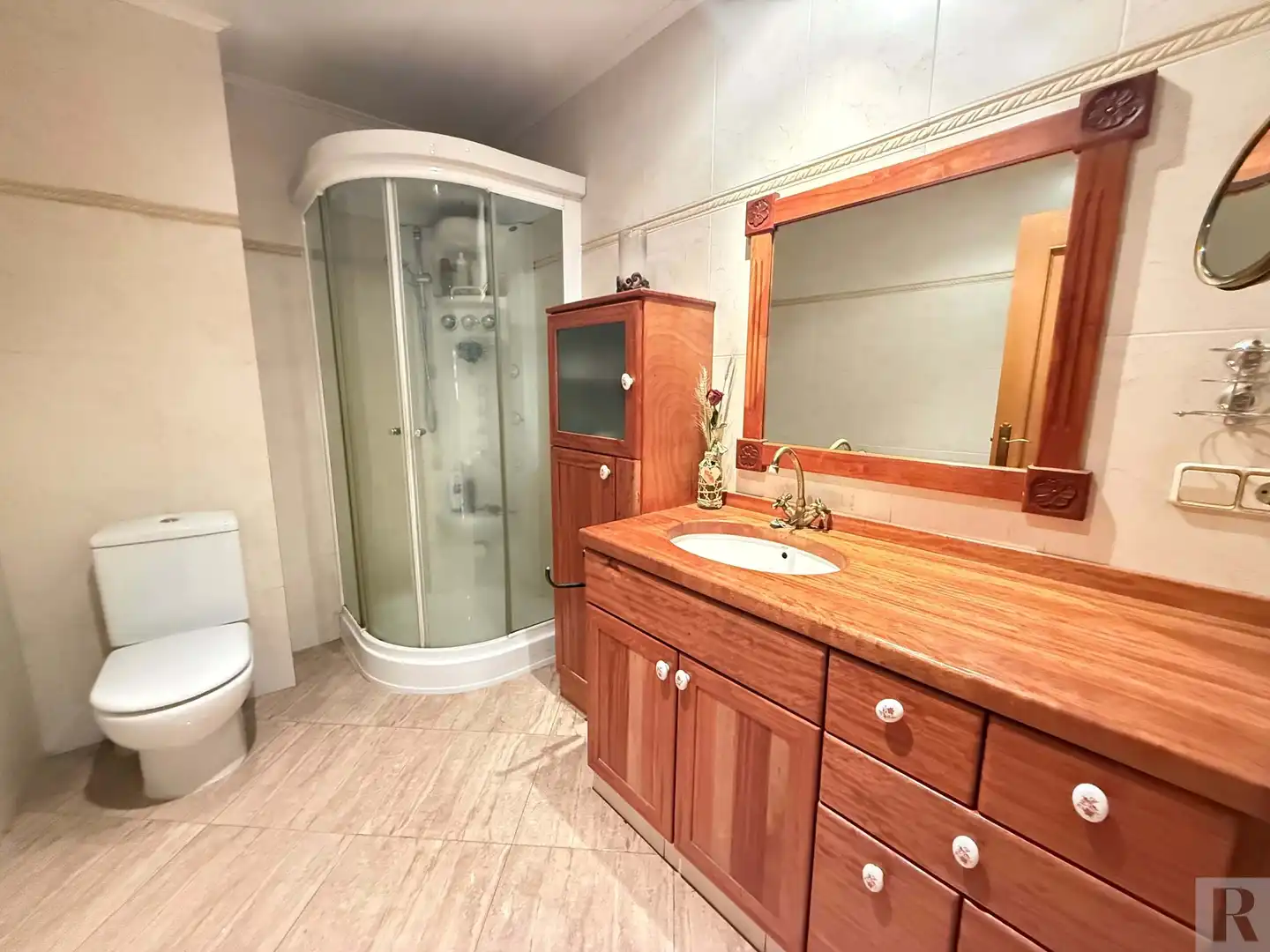 Casa adosada en venta en Avinguda Francesc Macià, Avià