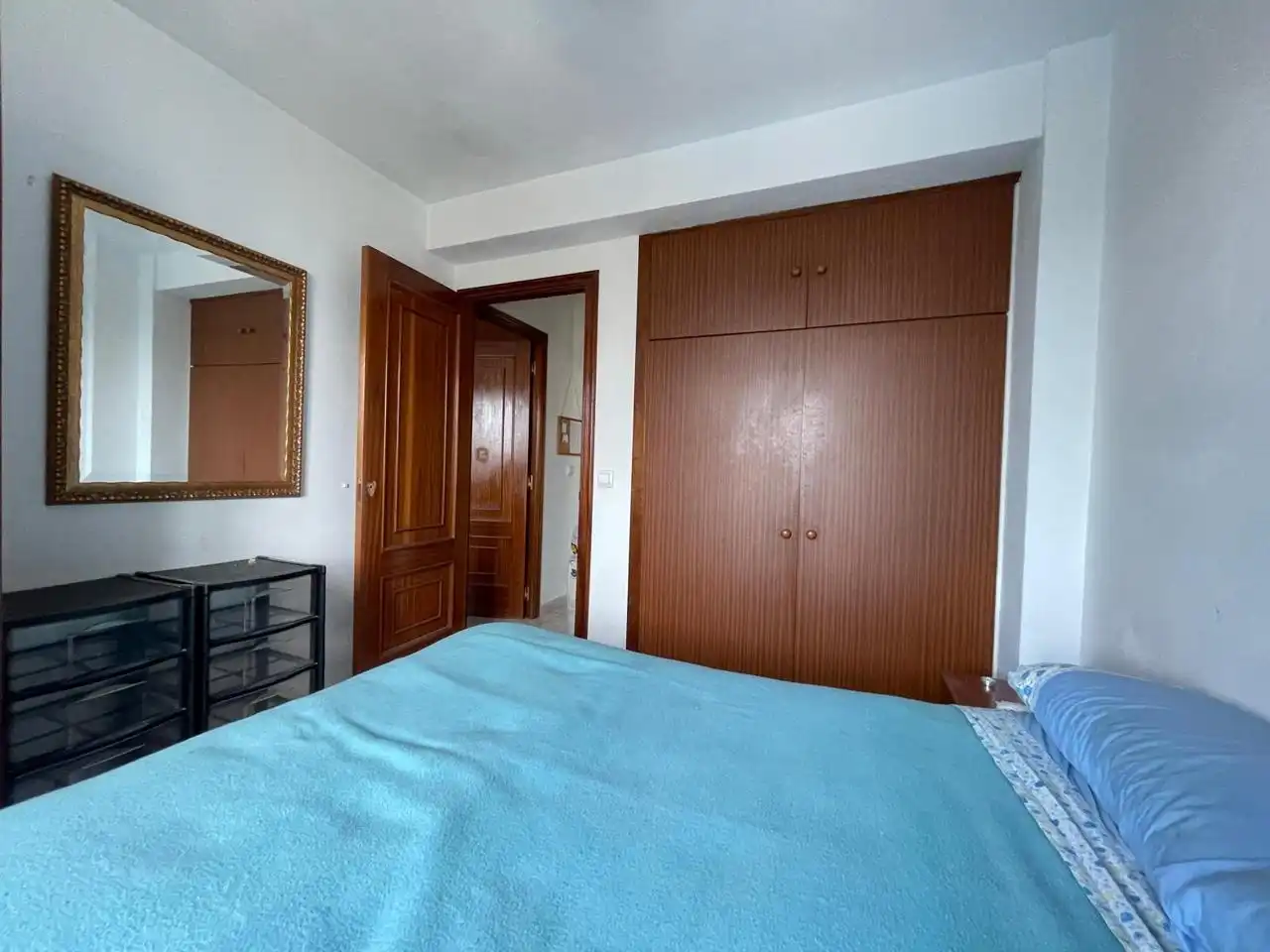 Schlafzimmer von Erdgeschoss zum Verkauf in A Coruña Capital  mit Abstellraum