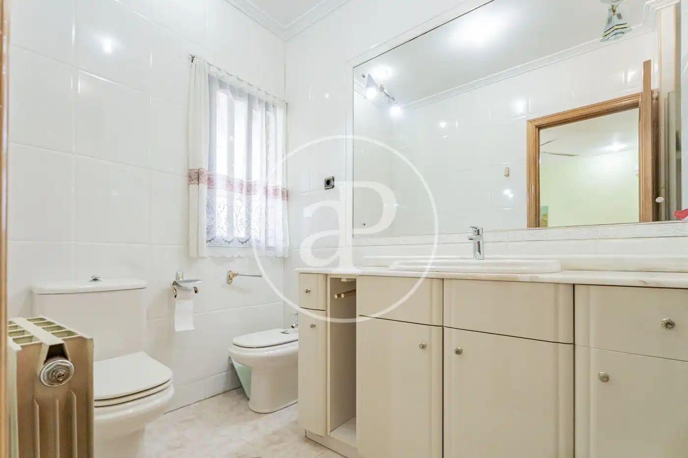 Baño de Piso en venta en Madrid con Aire acondicionado, Calefacción y Terraza