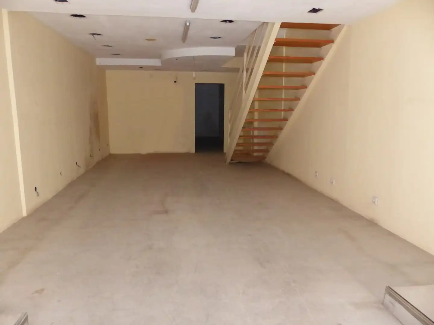 Local comercial en alquiler en Nucli Urbà
