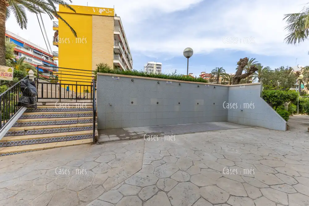 Parking de Apartamento en venta en La Pobla de Farnals con Terraza, Amueblado y Piscina comunitaria