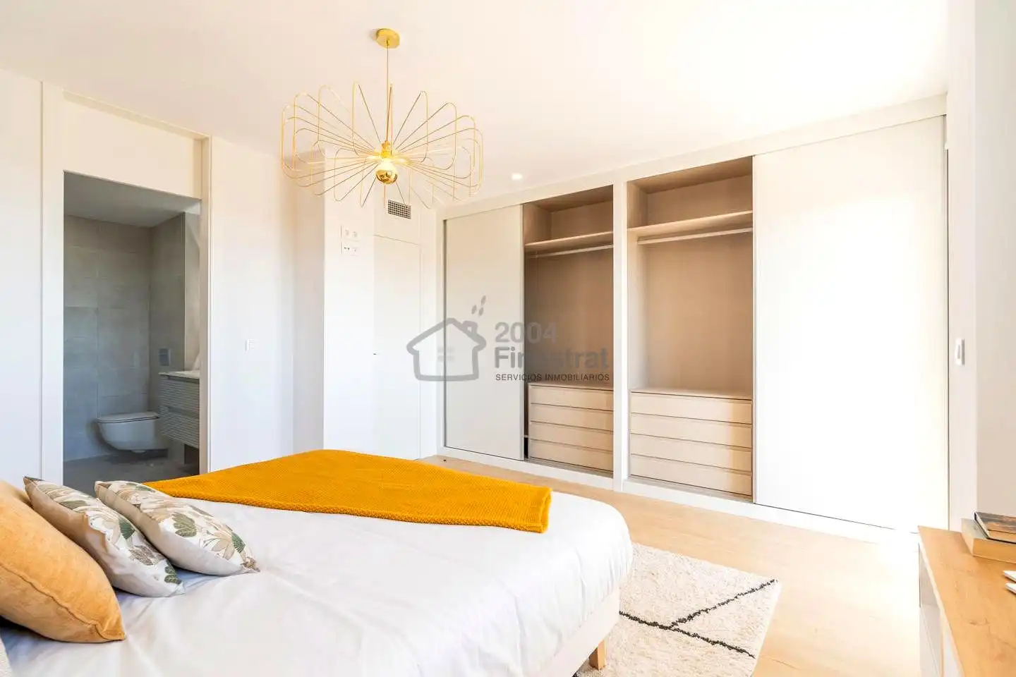 Habitación de Casa adosada en venta en La Nucia con Aire acondicionado, Jardín privado y Terraza