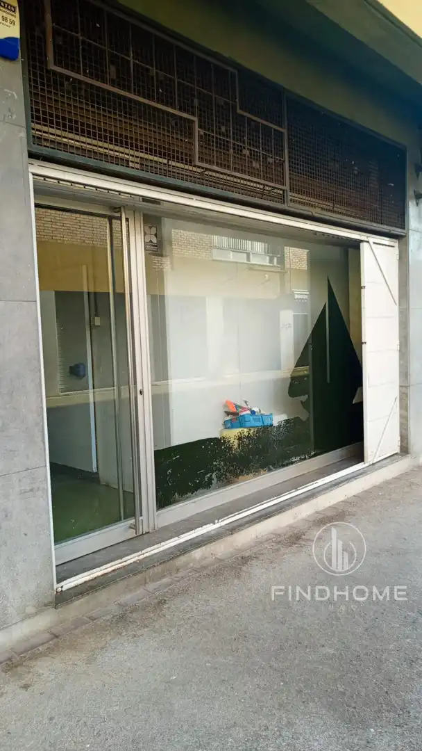 Business premises for sale in Carrer Rei Martí 'l'Humà 9