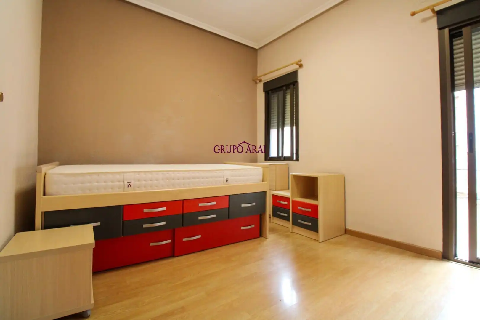 Dormitori de Casa o xalet en venda en Alicante / Alacant amb Aire condicionat, Terrassa i Balcó