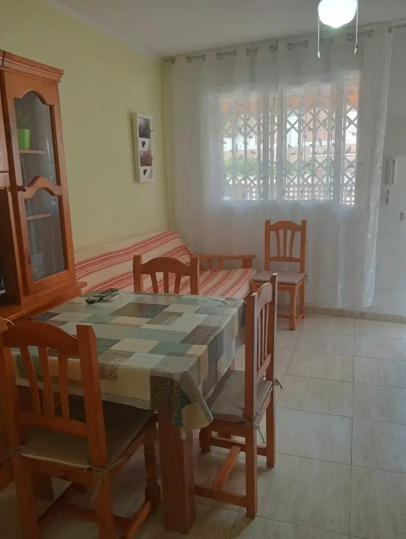 Wohnung zur Miete in Zona Papa Luna - Platja del Gurugú