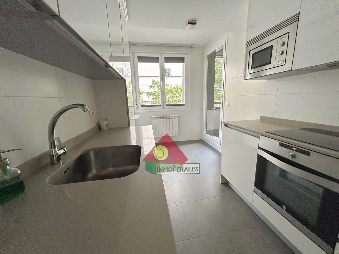 Piso con piscina en alquiler en Villa de Vallecas, imagen 7