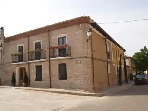 Vista exterior de Edifici en venda en Villarramiel