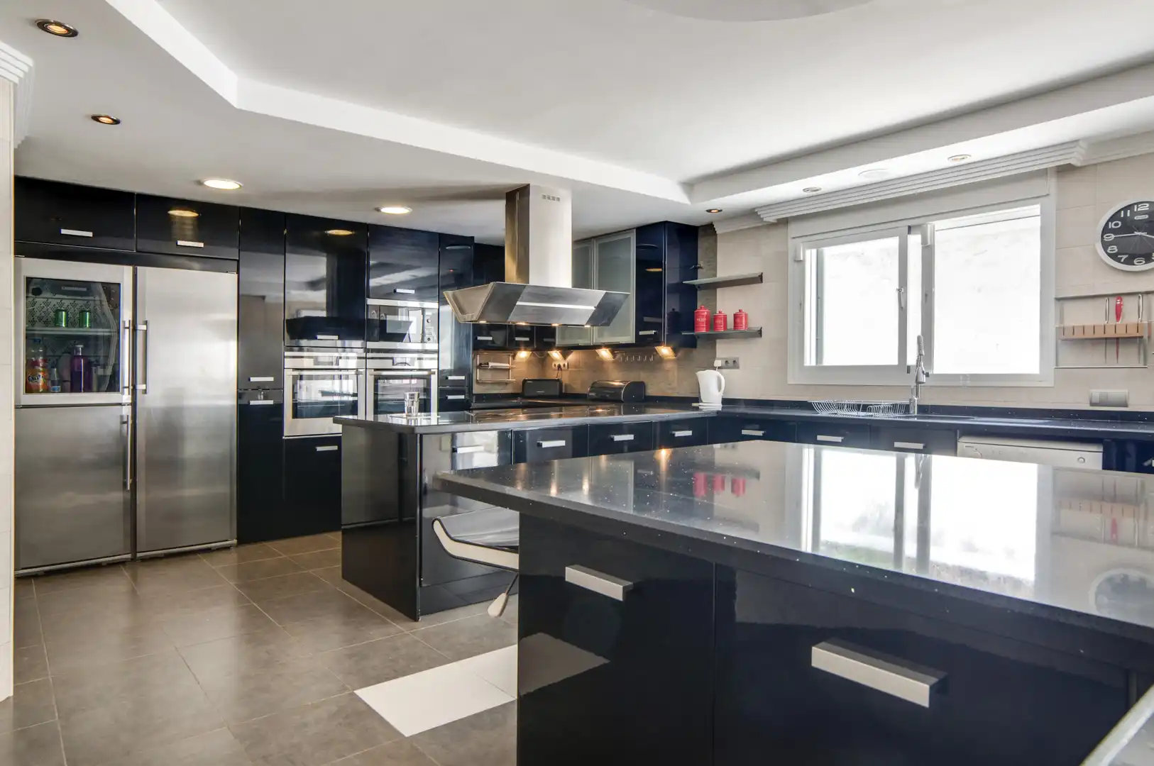 Houses for sale in Elviria