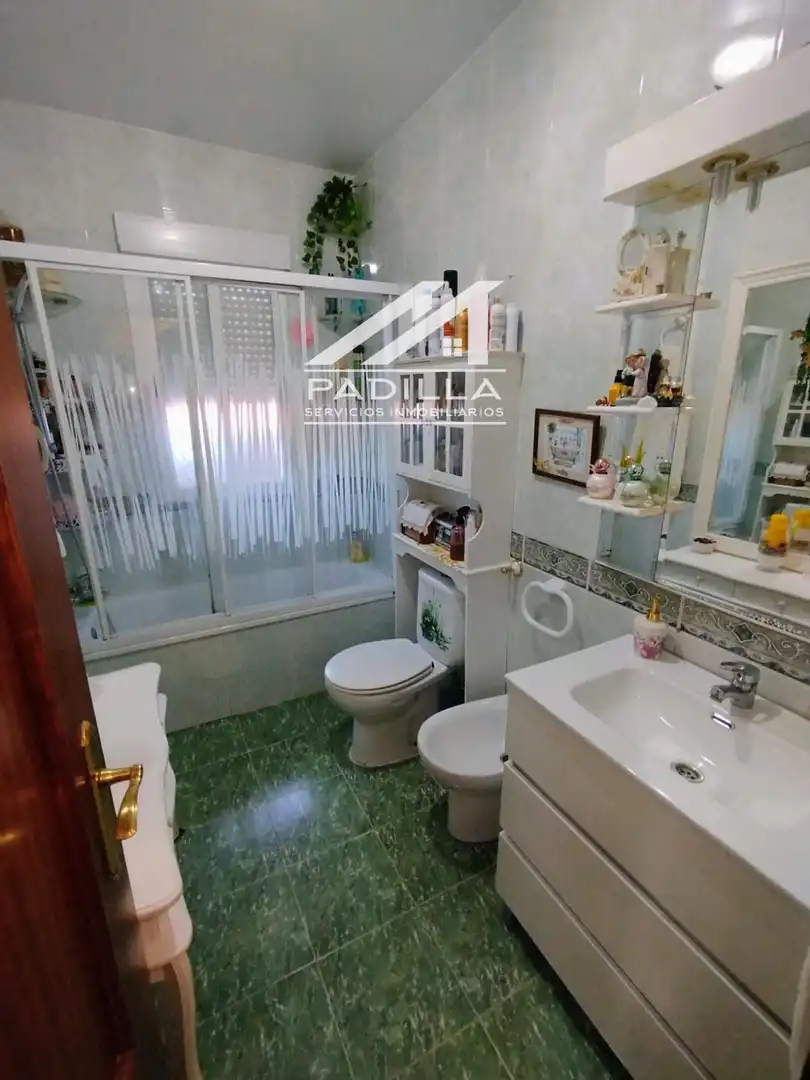 Bathroom of Houses for sale in Santa Cruz del Retamar  with Air Conditioner, Heating and Swimming Pool