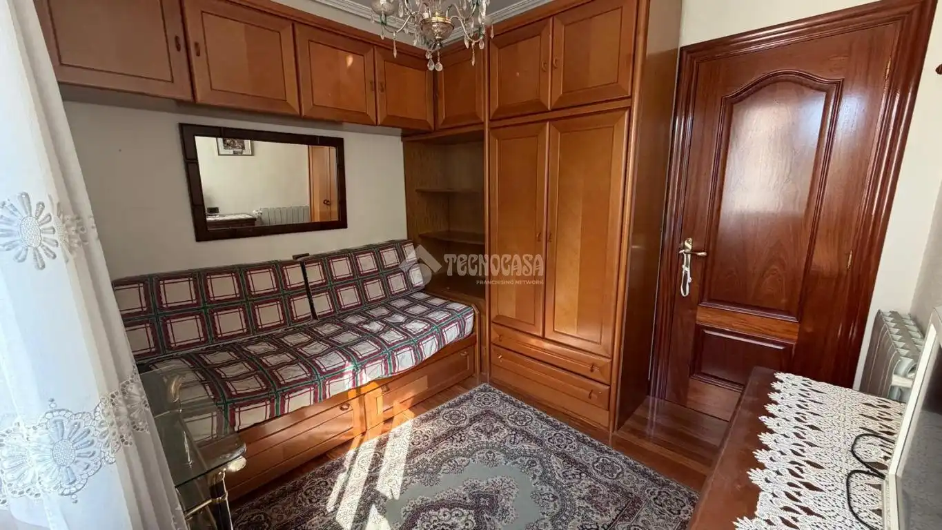 Habitación de Piso en venta en Bilbao  con Calefacción y Amueblado