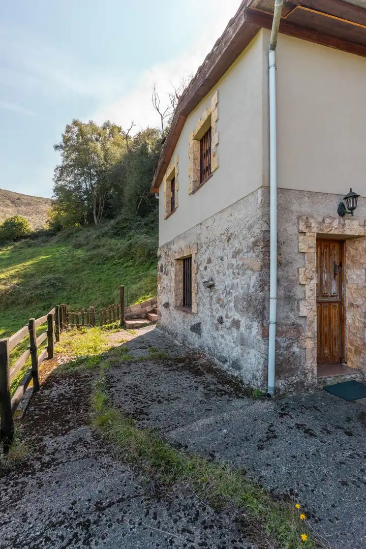 Exterior view of Houses for sale in Bimenes  with Heating, Private garden and Terrace