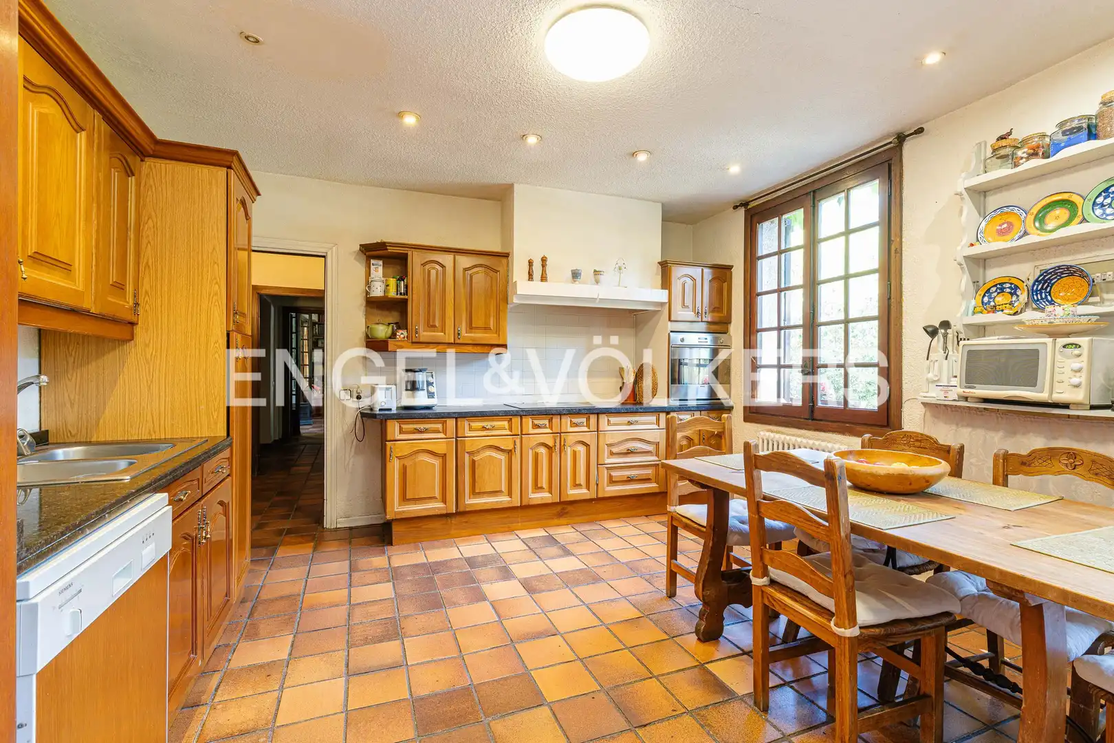 Cocina de Casa o chalet en venta en Pozuelo de Alarcón con Calefacción, Jardín privado y Piscina