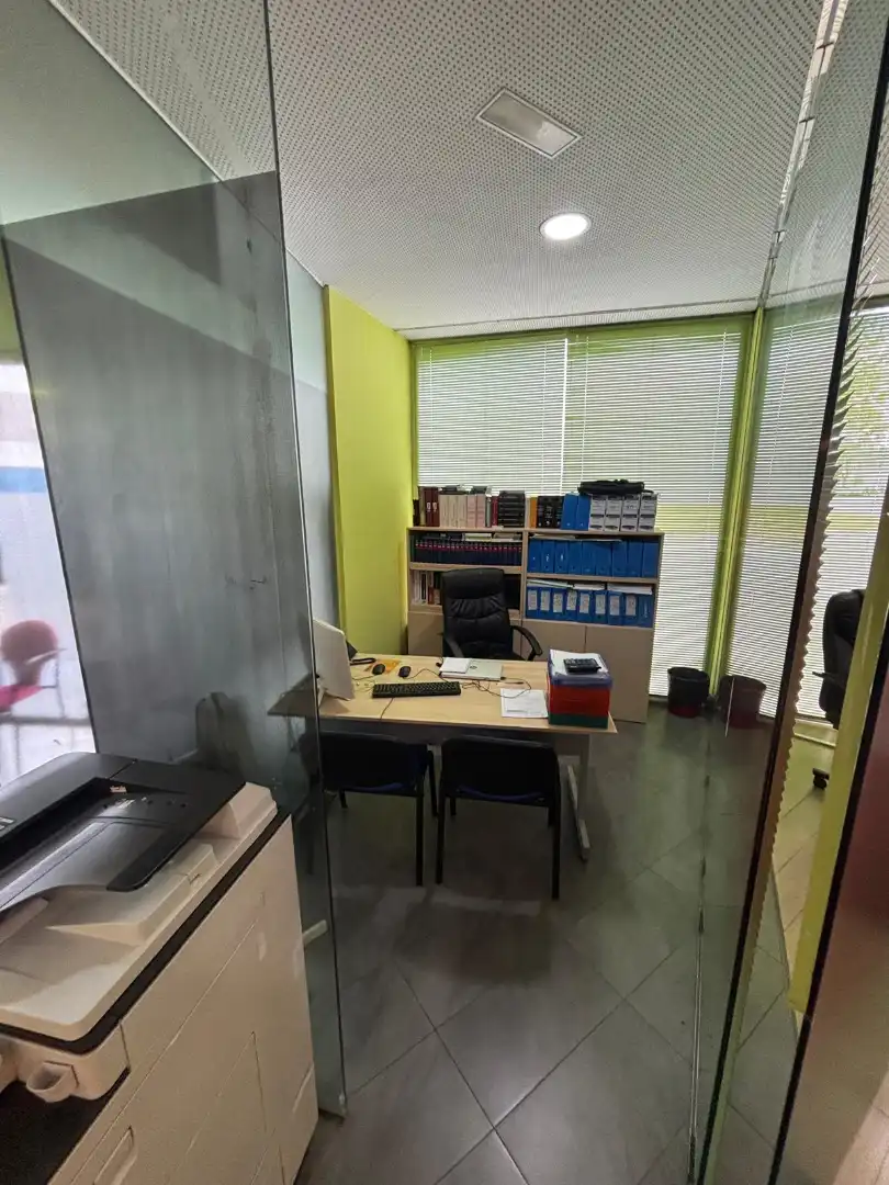 Commercial properties for sale in Sevilla  with Air Conditioner