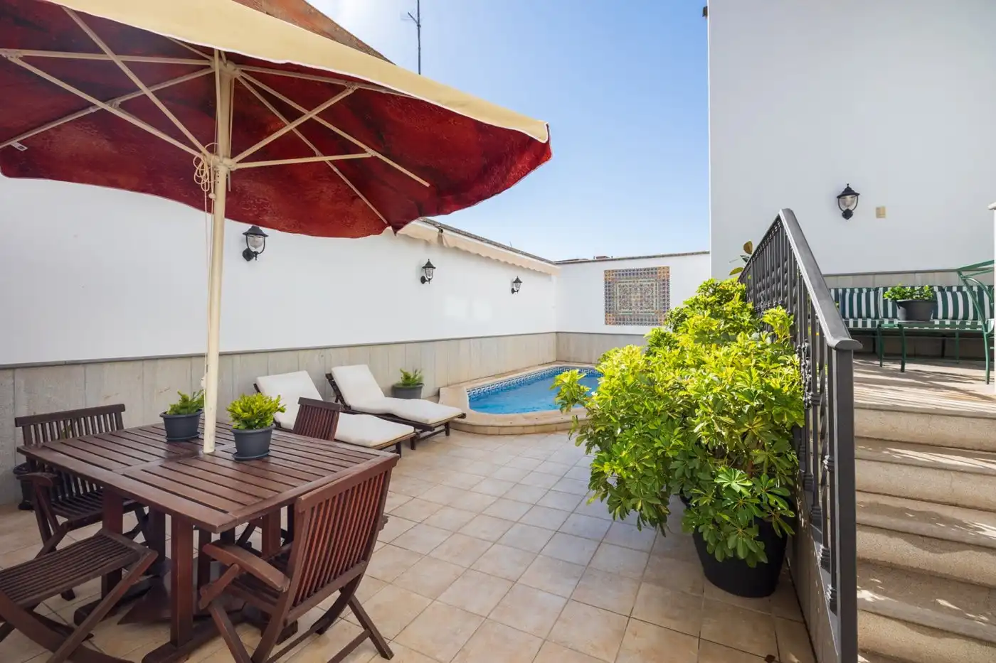 Swimming pool of Houses for sale in Granada  with Air Conditioner, Heating and Terrace